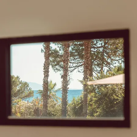 別荘 Elegant Designer By The Sea In Corsica *