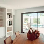 Elegant Designer By The Sea In Corsica Casa de Férias