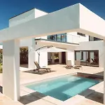 Casa de Férias Elegant Designer By The Sea In Corsica