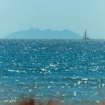 Casa de Férias Elegant Designer By The Sea In Corsica *