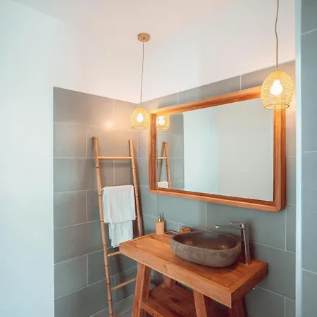 بيت للعطل Elegant Designer By The Sea In Corsica Taglio-Isolaccio