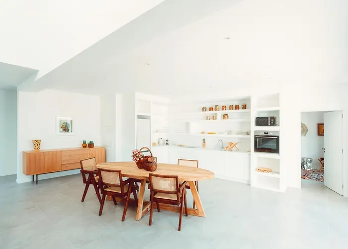 度假居 Elegant Designer By The Sea In Corsica